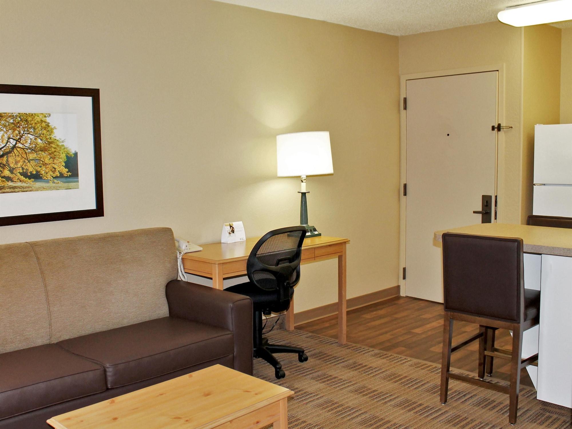 Extended Stay America Suites - Los Angeles - Глендейл Экстерьер фото