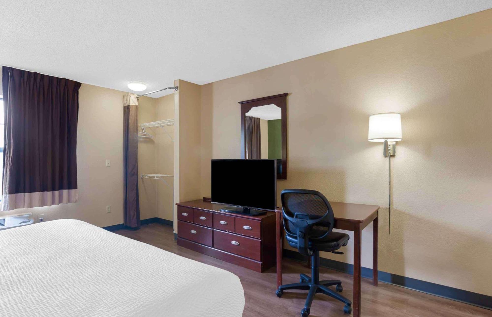 Extended Stay America Suites - Los Angeles - Глендейл Экстерьер фото