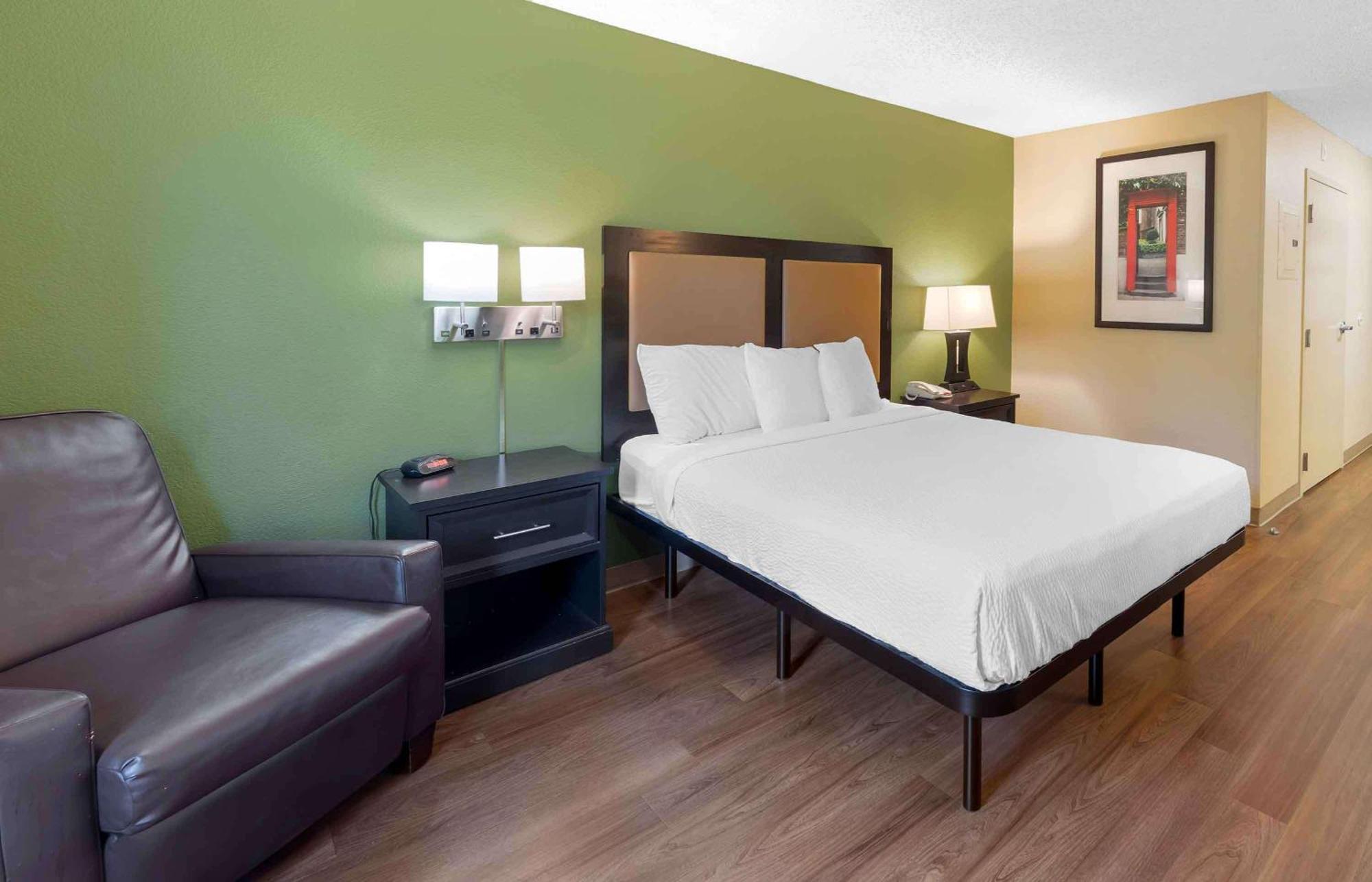 Extended Stay America Suites - Los Angeles - Глендейл Экстерьер фото